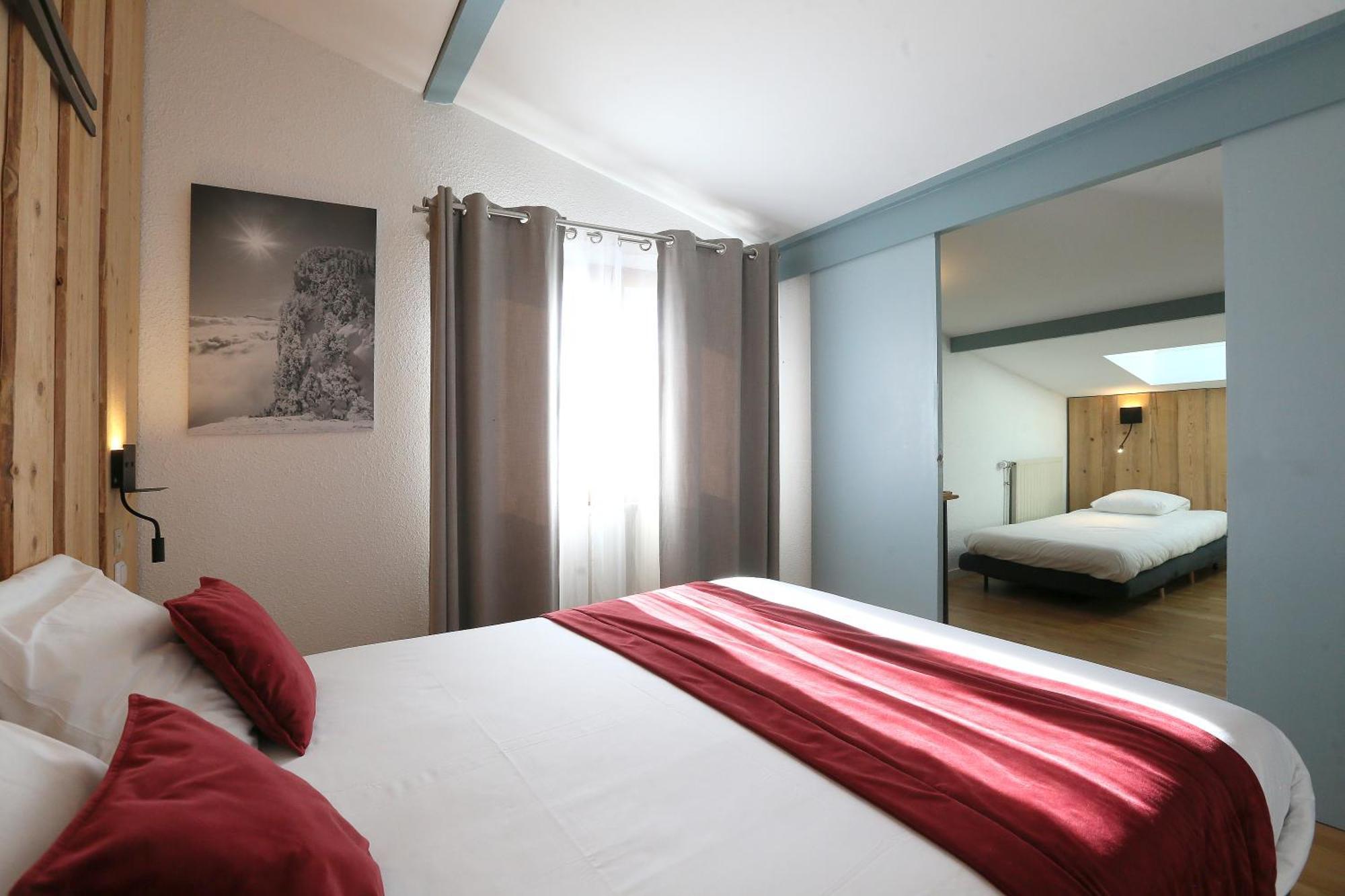 Hotel Restaurant La Buffe อูทรองส์ ภายนอก รูปภาพ